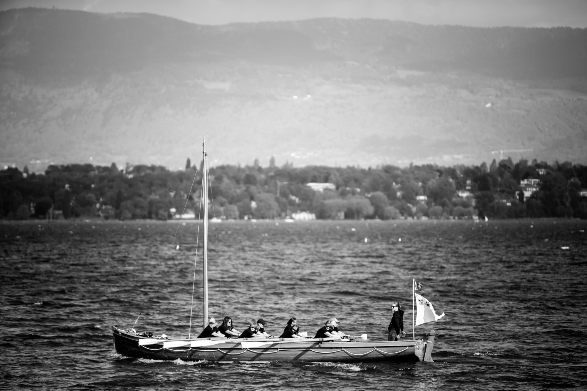 Britannia III et équipage à la rame sur le Léman